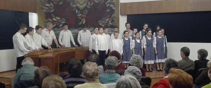 Hagyományőrzés (citera) Mezőtúron Hagyományőrzés (citera) Mezőtúron