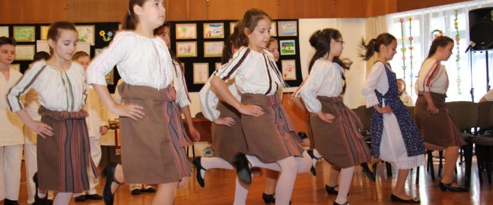 „Leg a Láb” néptánc csoportok Mezőtúron „Leg a Láb” néptánc csoportok Mezőtúron