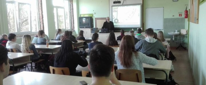 Szemléletformálás a Tiszazug iskoláiban Szemléletformálás a Tiszazug iskoláiban